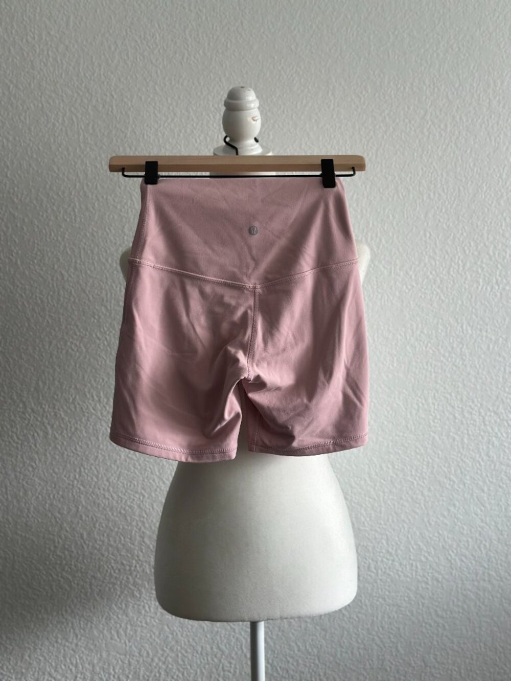 Lululemon Pink High Rise Biker Shorts Yoga Athletic Workout Shorts Size S - Picture 4 of 5